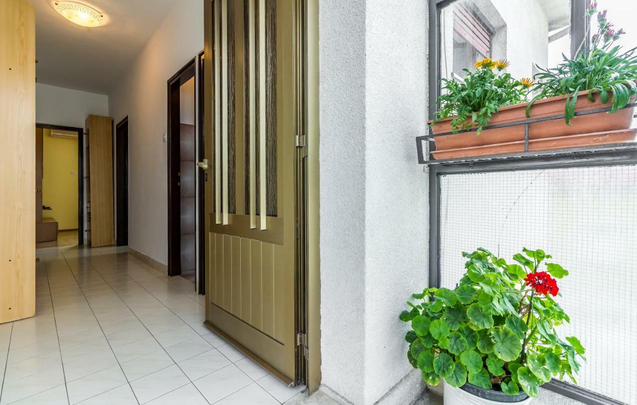 Pula Apartment Exterior photo